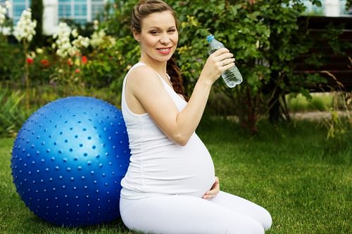 7 Great Reasons to Exercise While Pregnant
