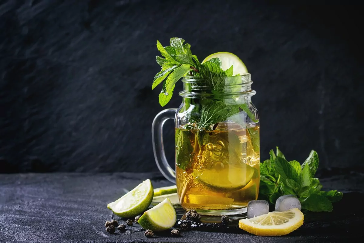 Green tea 12 Foods to Eat to Burn More Calories