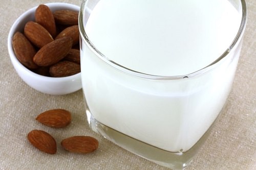 Unsweetened coconut or almond milk