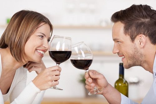 7 Reasons Drinking Wine Is Good for You