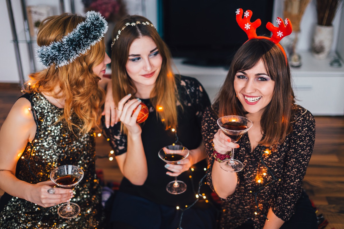 10 Steps to the Happiest Christmas Ever Skip some of the parties