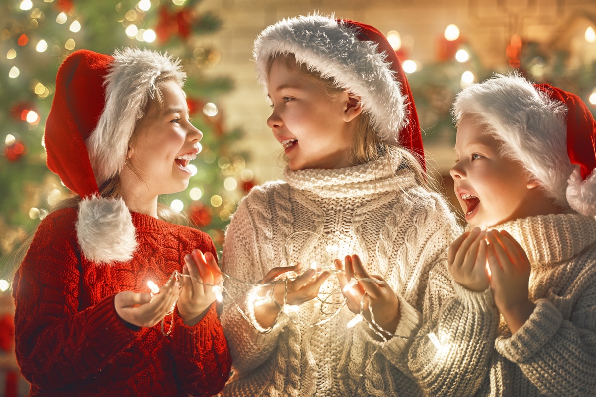 10 Steps to the Happiest Christmas Ever Teach your children to enjoy Christmas without money