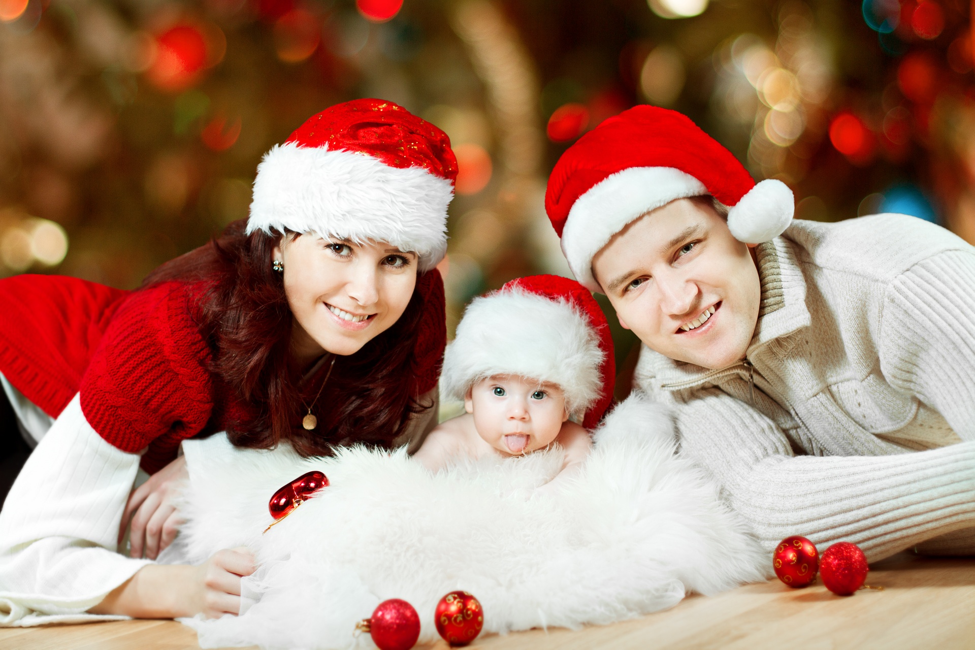 10 Ways to Celebrate Christmas with a Newborn Infant