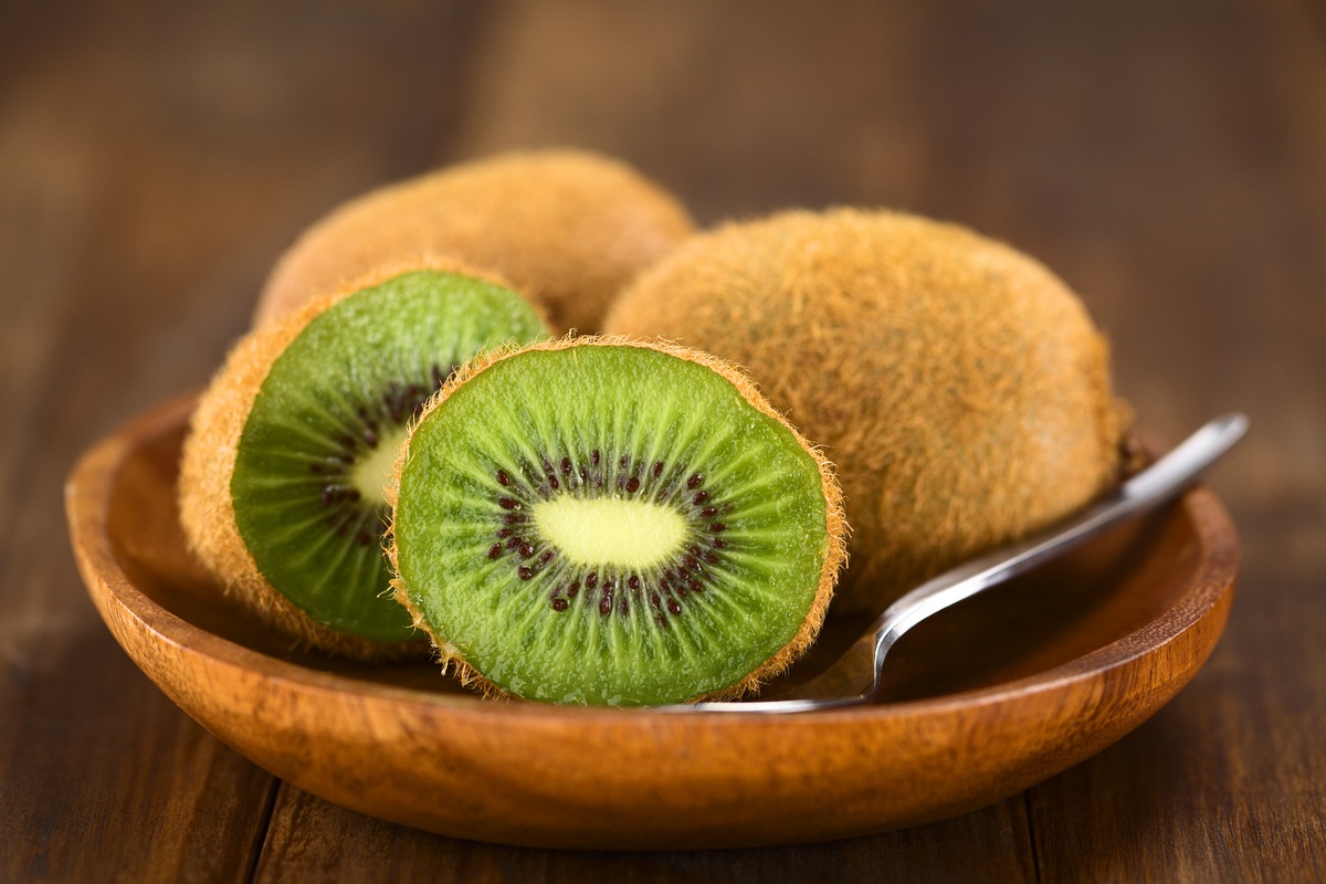 Kiwifruit 8 Best Winter Foods You Should Be Eating Now