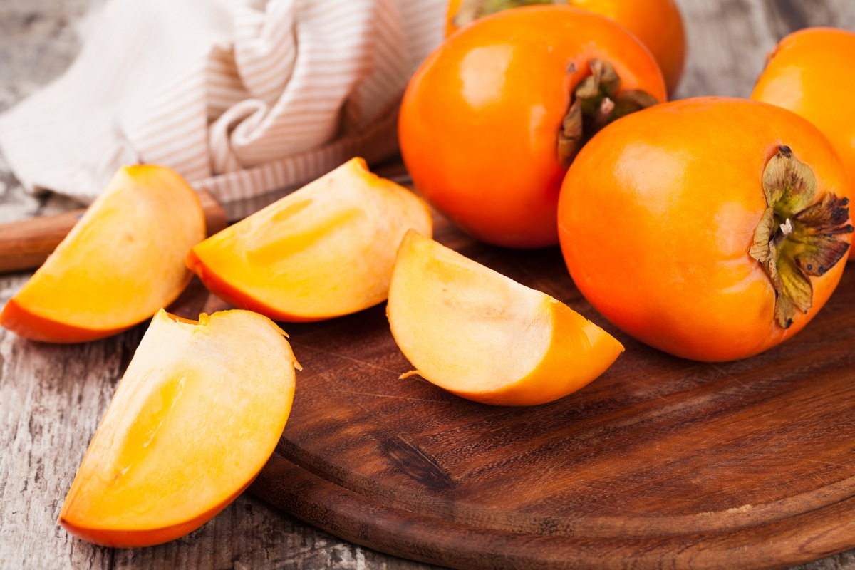 Persimmons 8 Best Winter Foods You Should Be Eating Now