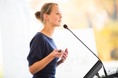 8 Ways to Become a Highly Persuasive Speaker