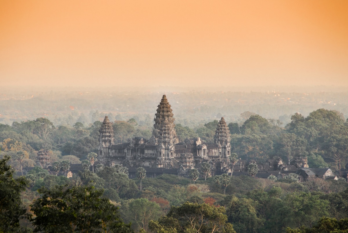 9 Popular Tourist Attractions Being Destroyed by Tourists Angkor Wat, Cambodia