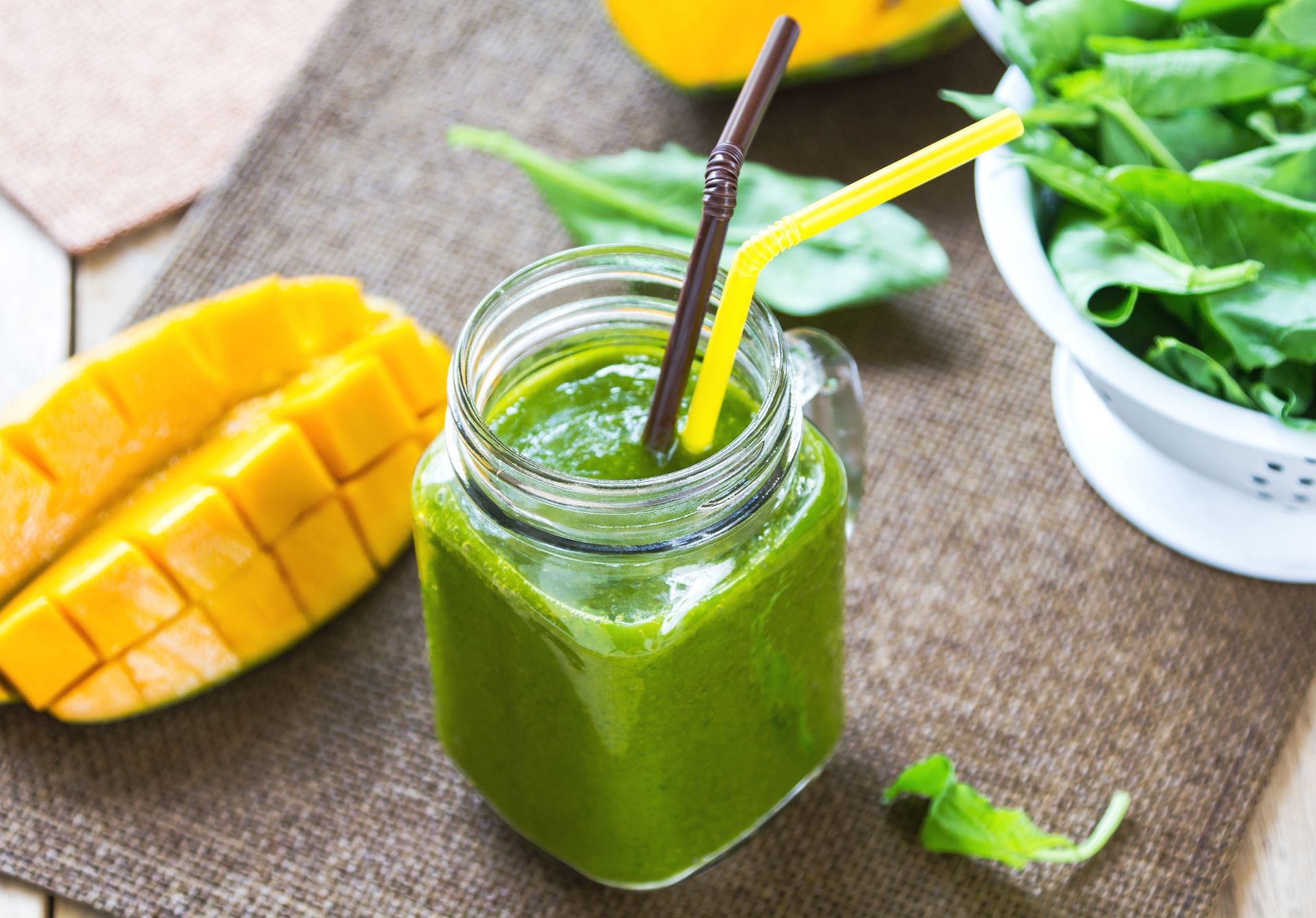 Spinach Mango Banana Smoothie