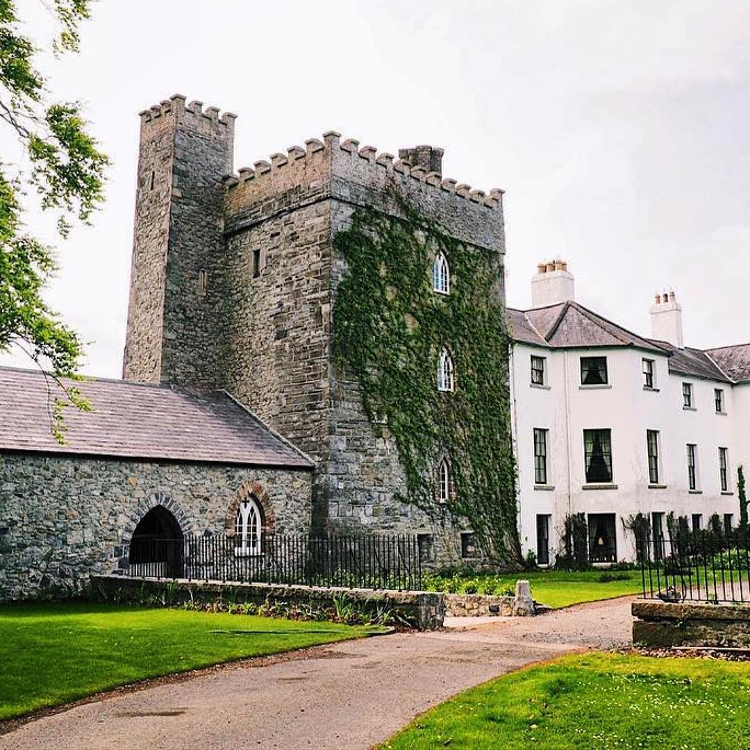 10 Impressive Ancient Castle Hotels around the World Barberstown Castle, County Kildare, Ireland