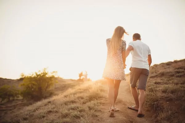 The One Thing Married Couples Should Do Every Day