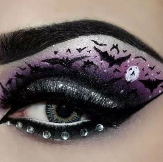 10 Hauntingly Beautiful Halloween Eye Makeup Ideas