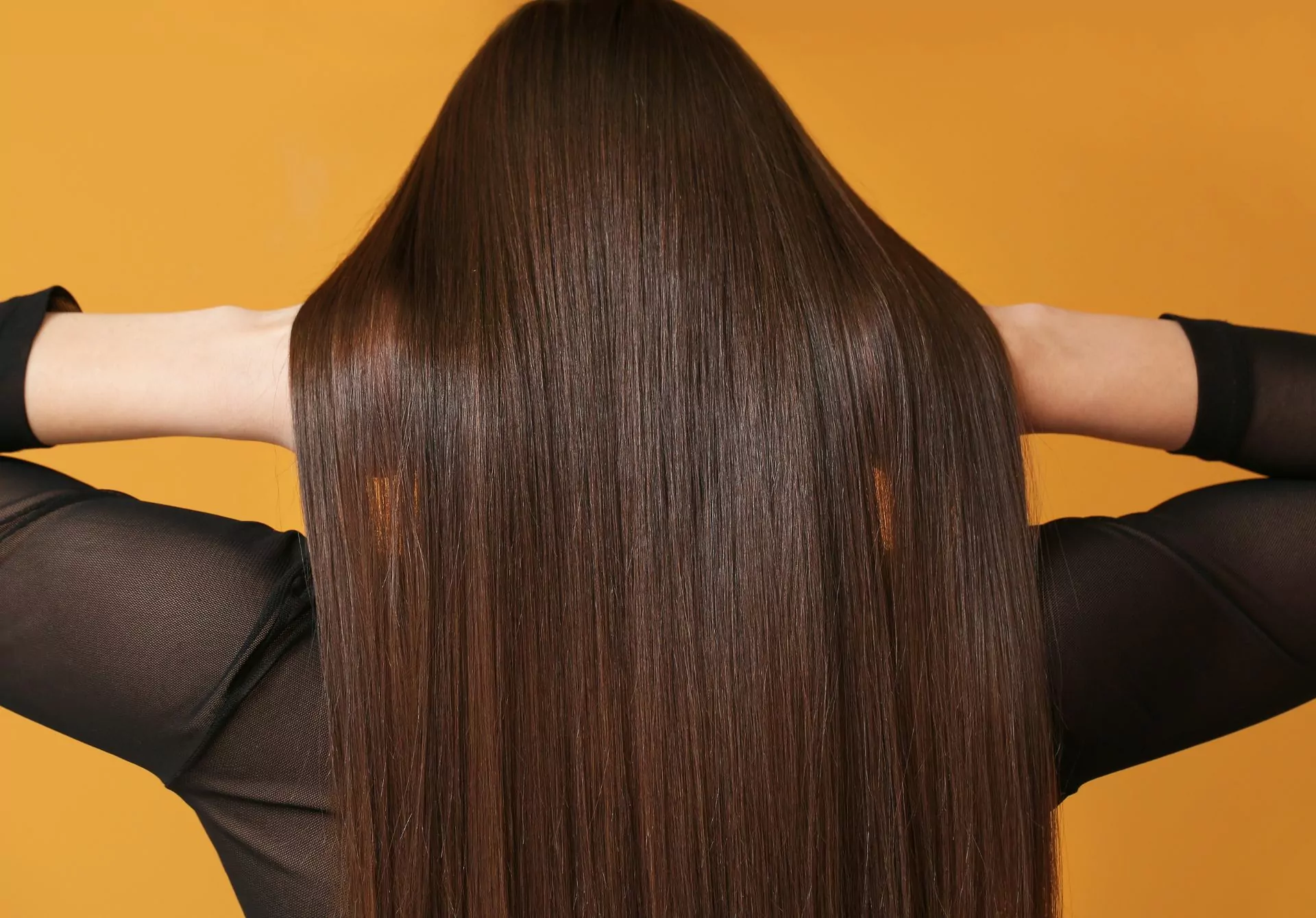 How to Straighten Your Hair Without Heat