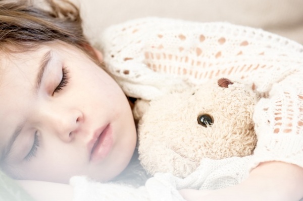 5 Ways to Support Each Other Through a Child’s Illness