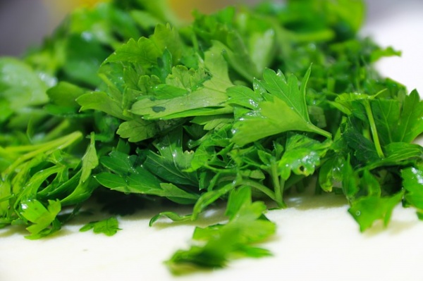 Reasons Why You Should Add More Parsley to Your Meals