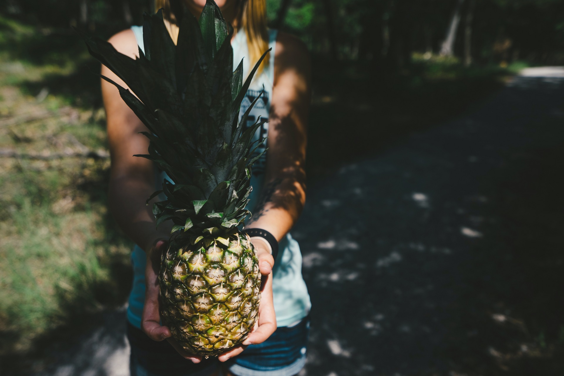 12 Powerful Benefits of Pineapple