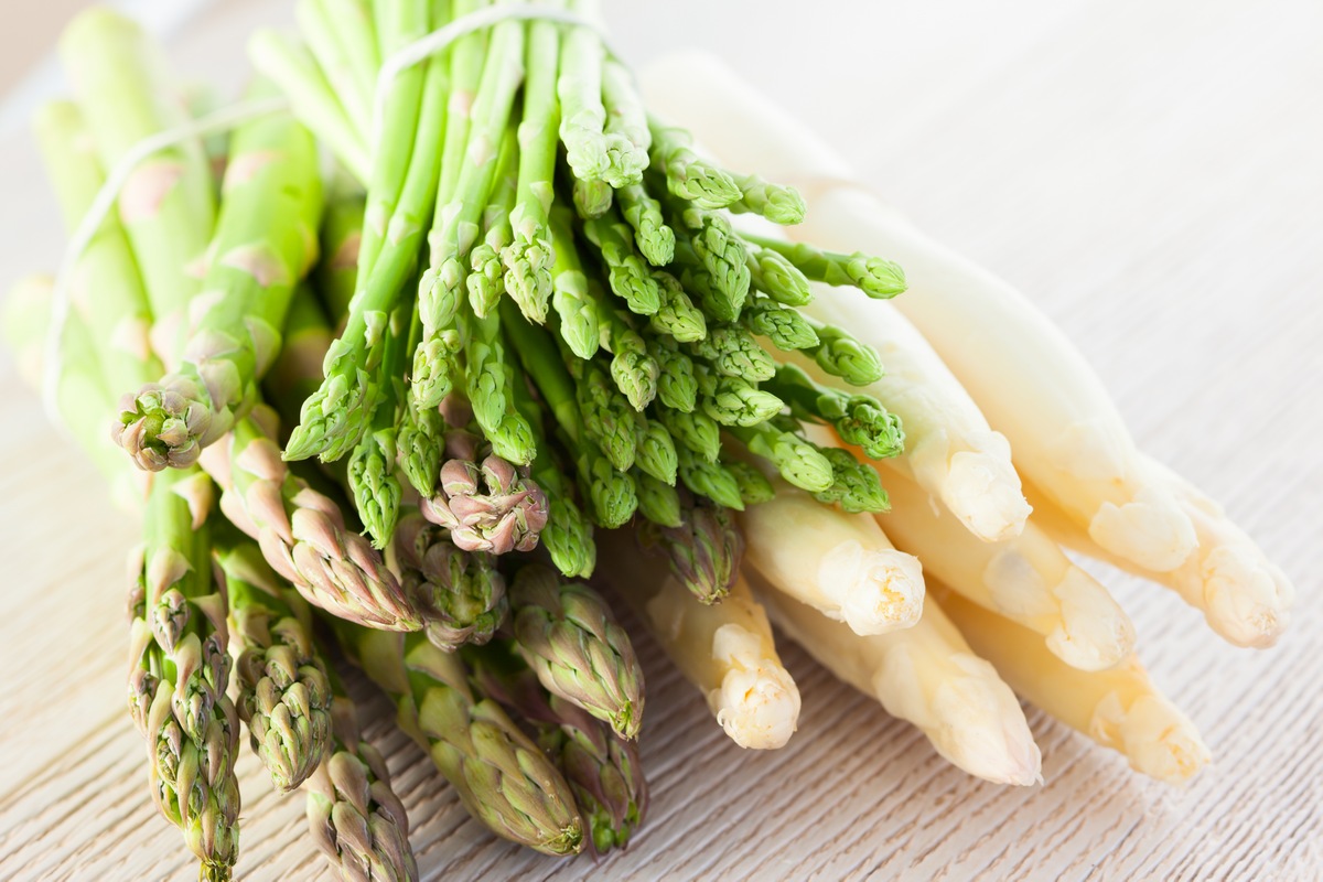 Asparagus 10 Awesome Food Items to Make You Happy