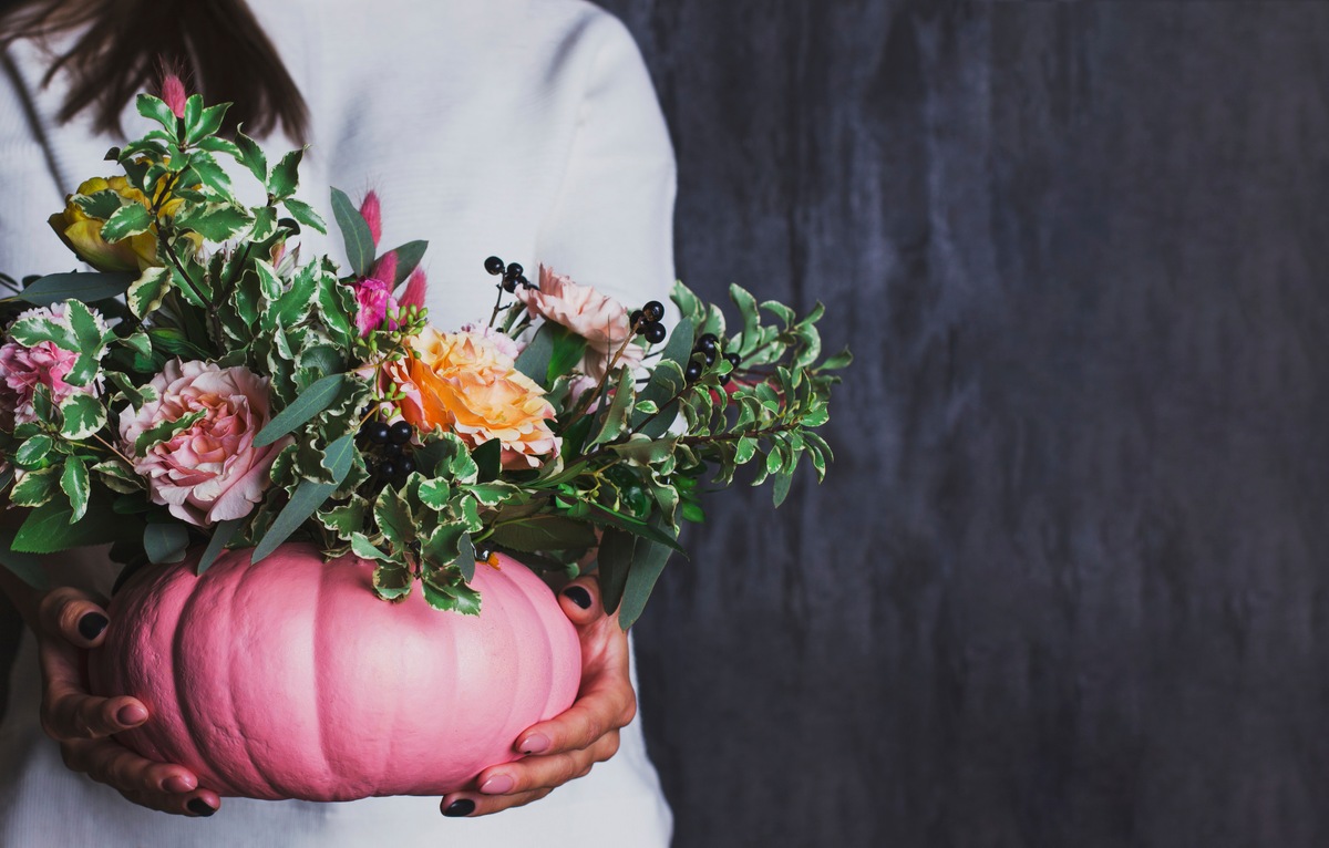 Fall bouquet 9 Gifts for Thanksgiving Dinner