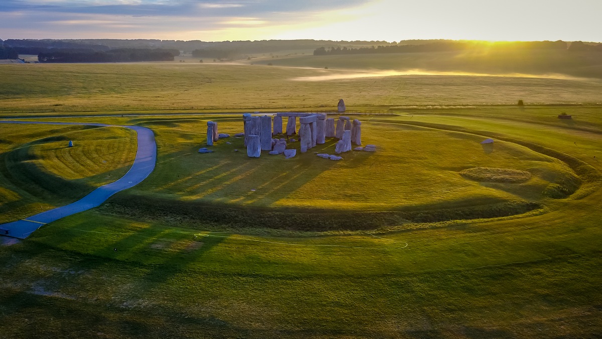Stonehenge (Great Britain) 10 of the most enigmatic places on earth