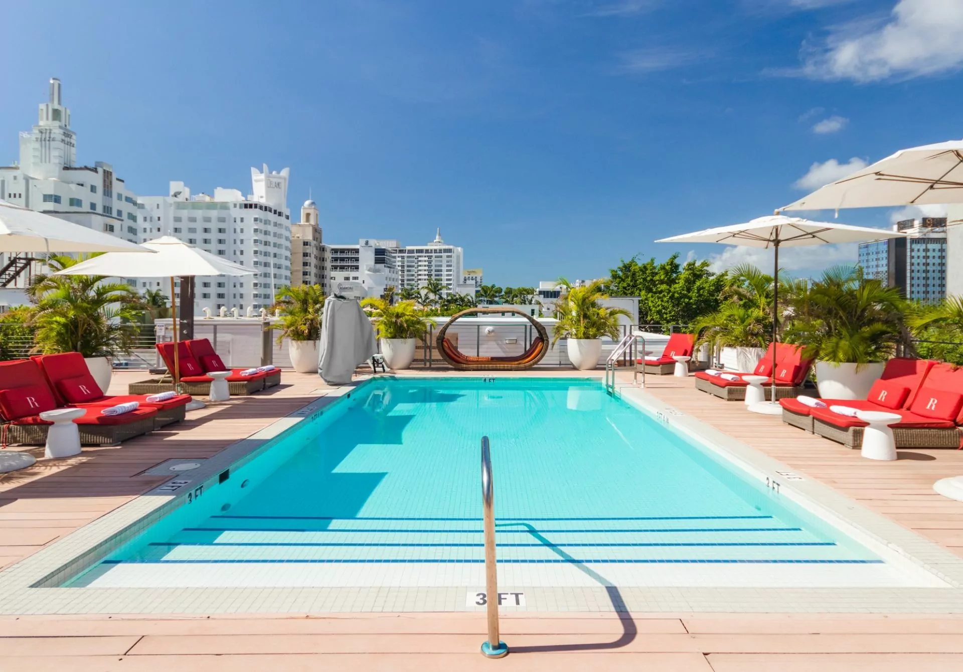 Uma House by Yurbban