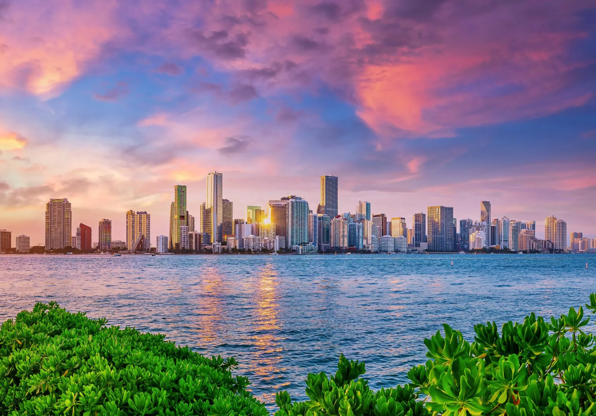 Top 10 Budget-Friendly Hotels in Miami Beach